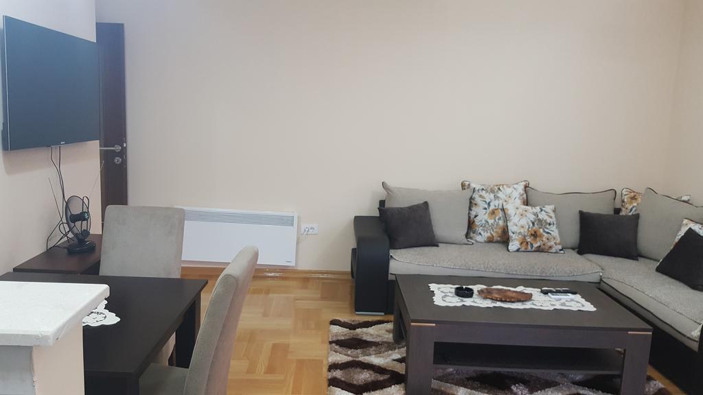 קוטור Nikolina Apartments מראה חיצוני תמונה