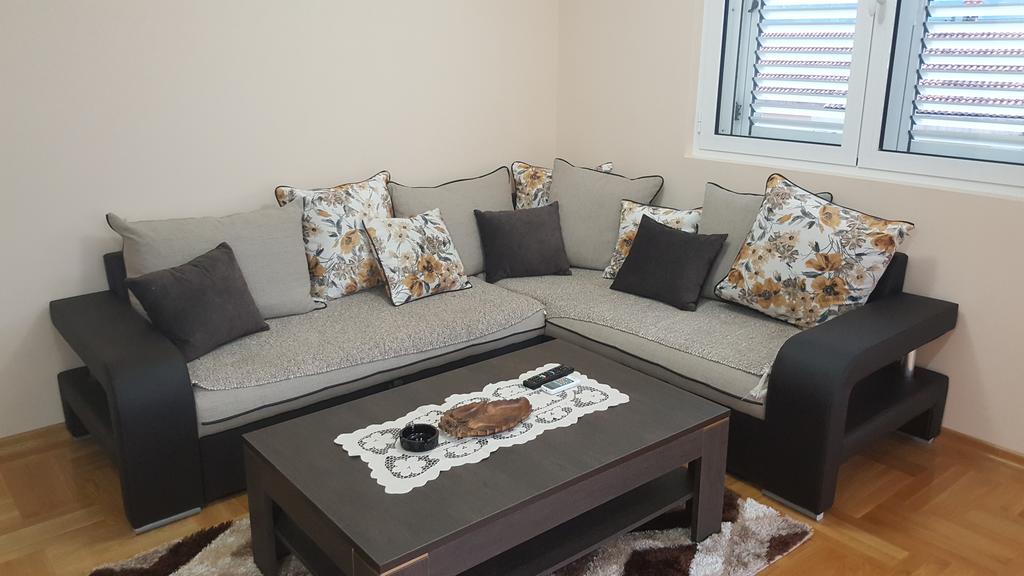 קוטור Nikolina Apartments מראה חיצוני תמונה